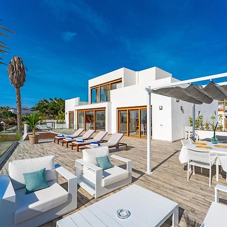 Fabulous Contemporary 5 Bedroom Villa With Private Heated Pool, Sleeps Max 13 Callao Salvaje Bagian luar foto