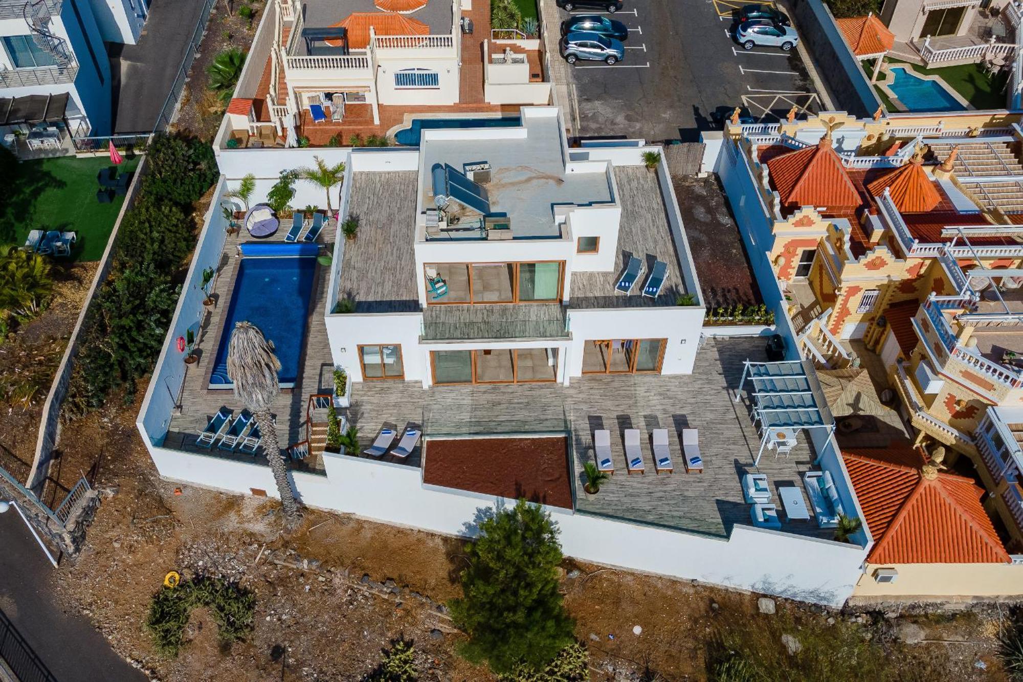 Fabulous Contemporary 5 Bedroom Villa With Private Heated Pool, Sleeps Max 13 Callao Salvaje Bagian luar foto