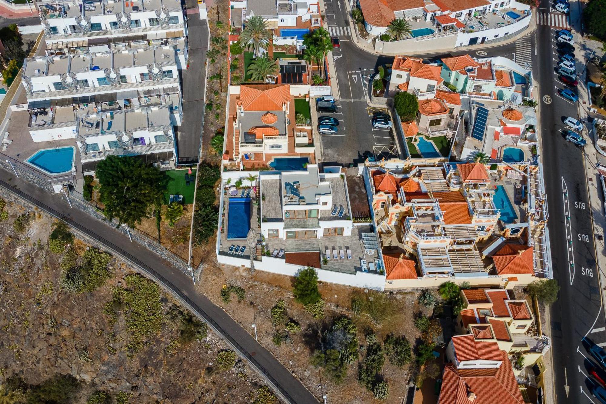 Fabulous Contemporary 5 Bedroom Villa With Private Heated Pool, Sleeps Max 13 Callao Salvaje Bagian luar foto