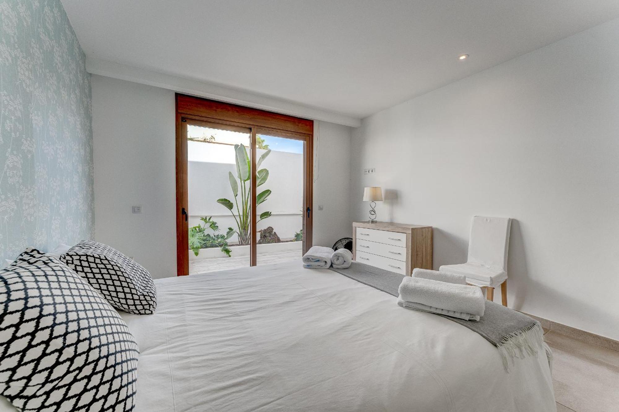 Fabulous Contemporary 5 Bedroom Villa With Private Heated Pool, Sleeps Max 13 Callao Salvaje Bagian luar foto