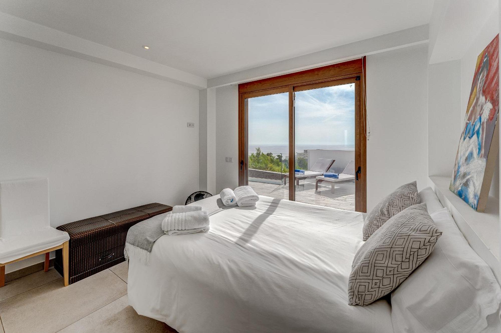 Fabulous Contemporary 5 Bedroom Villa With Private Heated Pool, Sleeps Max 13 Callao Salvaje Bagian luar foto