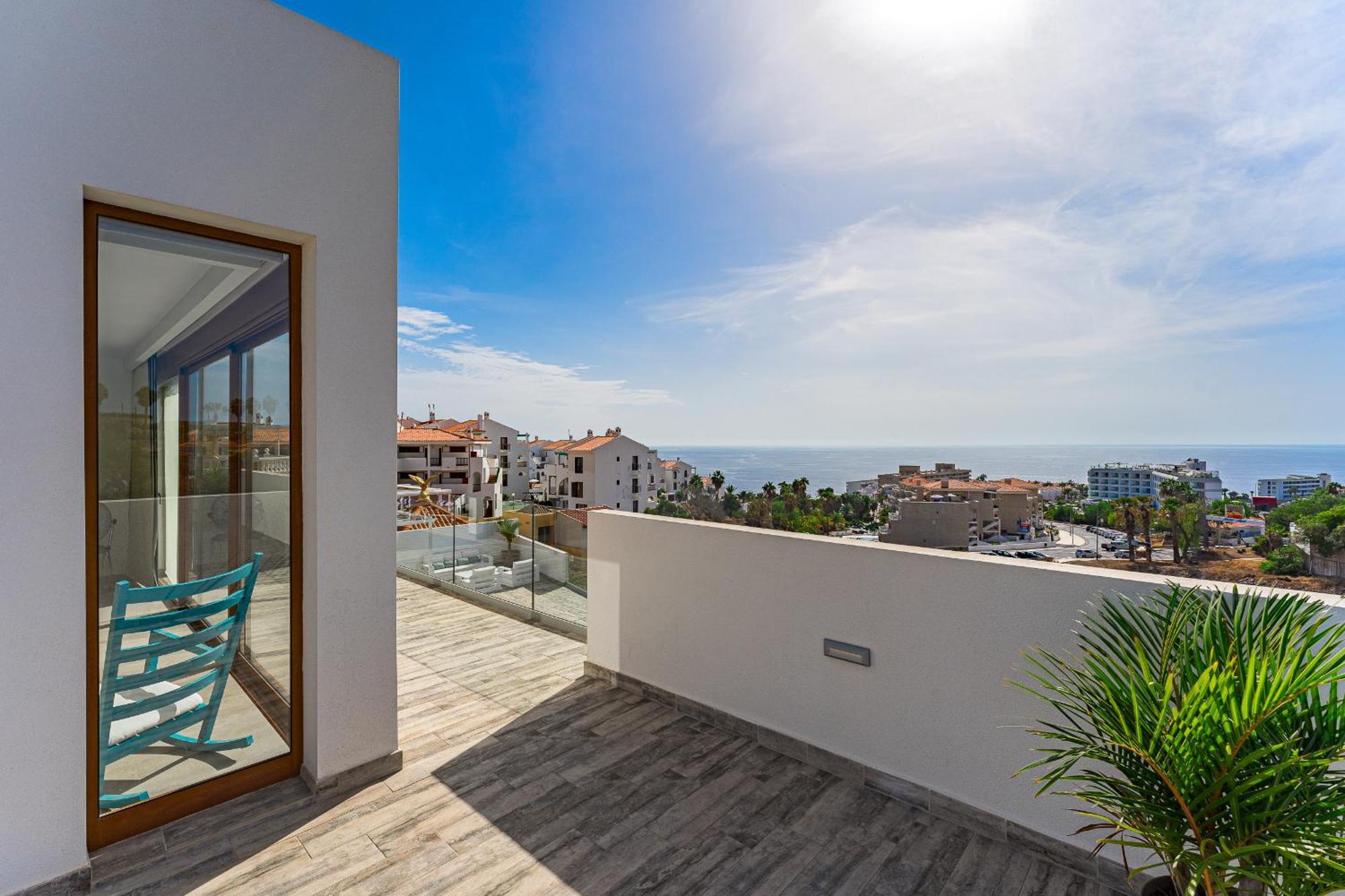 Fabulous Contemporary 5 Bedroom Villa With Private Heated Pool, Sleeps Max 13 Callao Salvaje Bagian luar foto