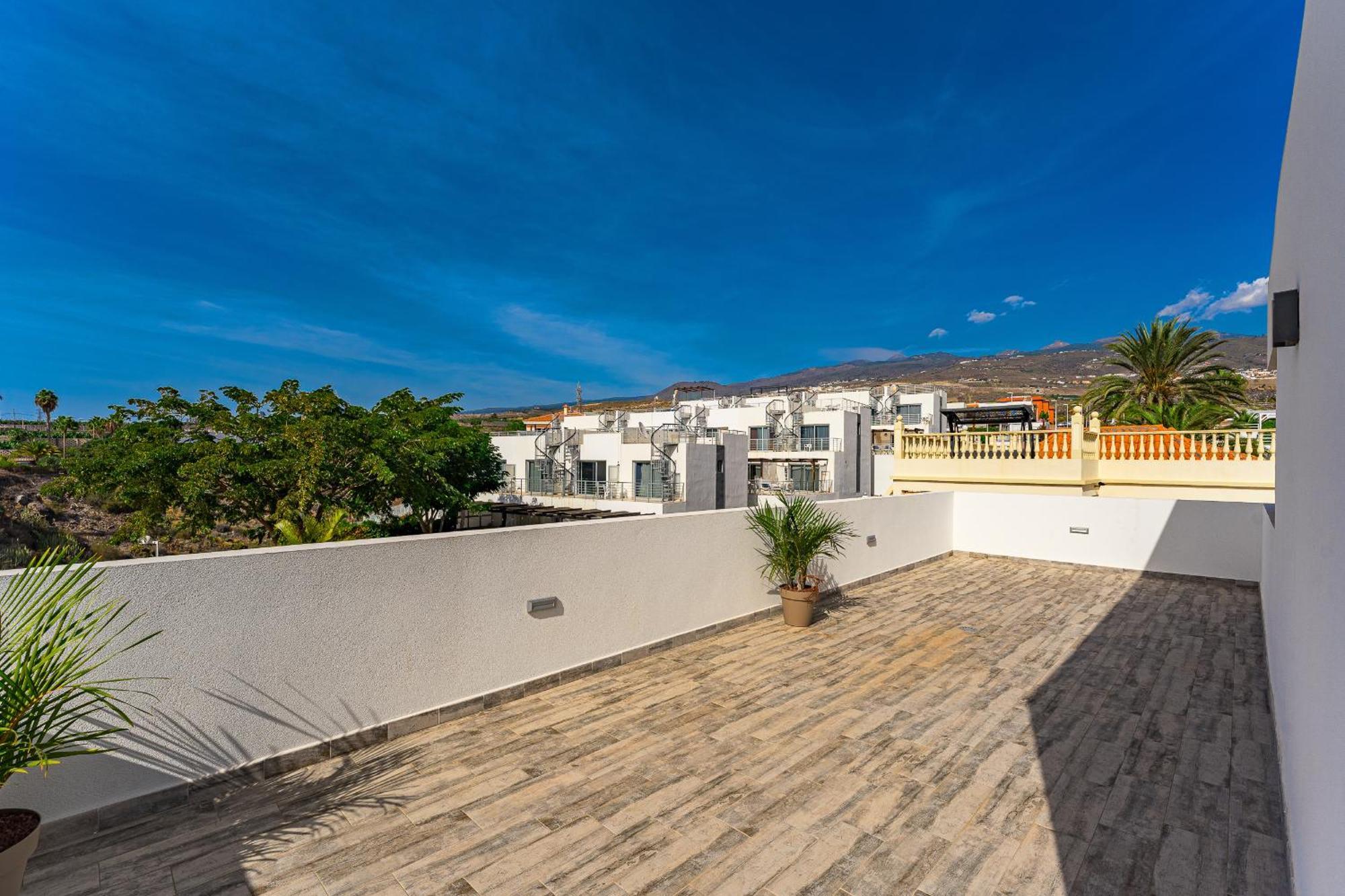 Fabulous Contemporary 5 Bedroom Villa With Private Heated Pool, Sleeps Max 13 Callao Salvaje Bagian luar foto