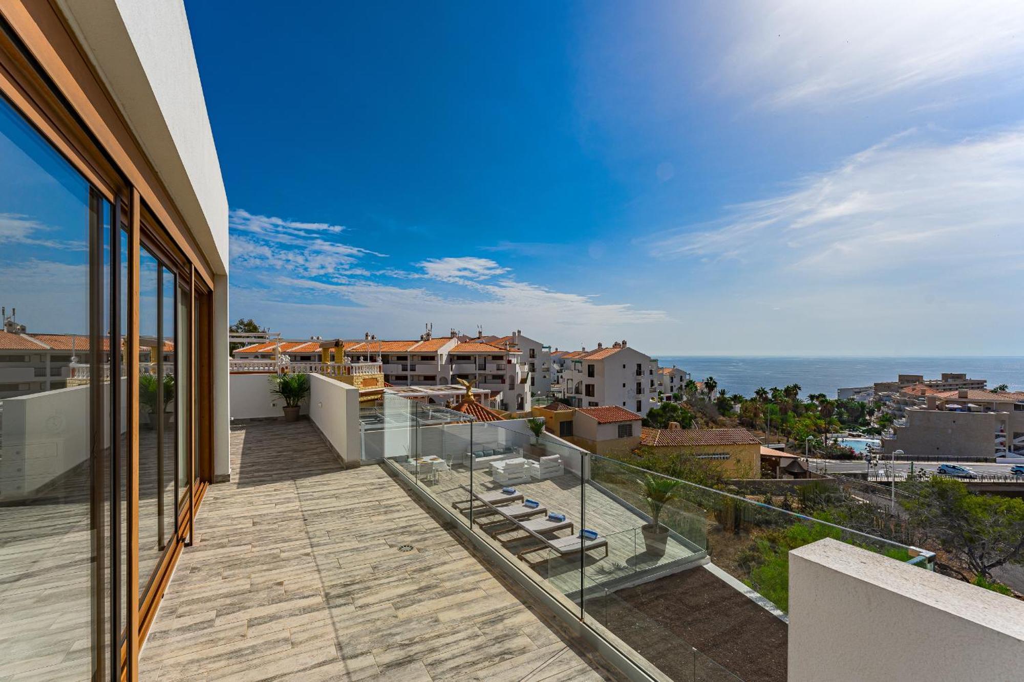 Fabulous Contemporary 5 Bedroom Villa With Private Heated Pool, Sleeps Max 13 Callao Salvaje Bagian luar foto