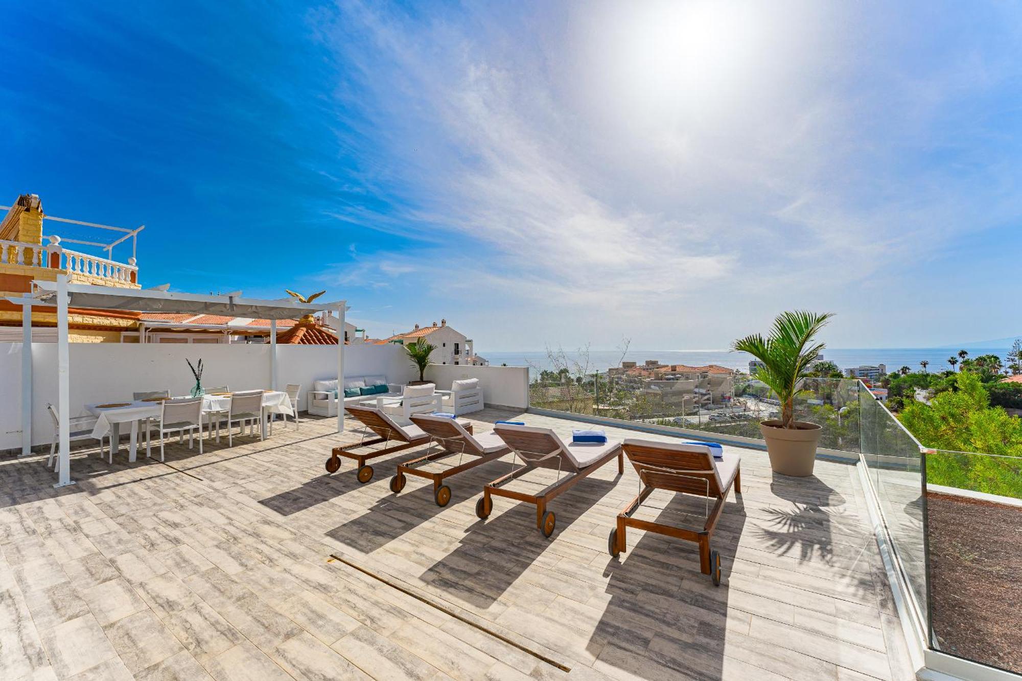 Fabulous Contemporary 5 Bedroom Villa With Private Heated Pool, Sleeps Max 13 Callao Salvaje Bagian luar foto