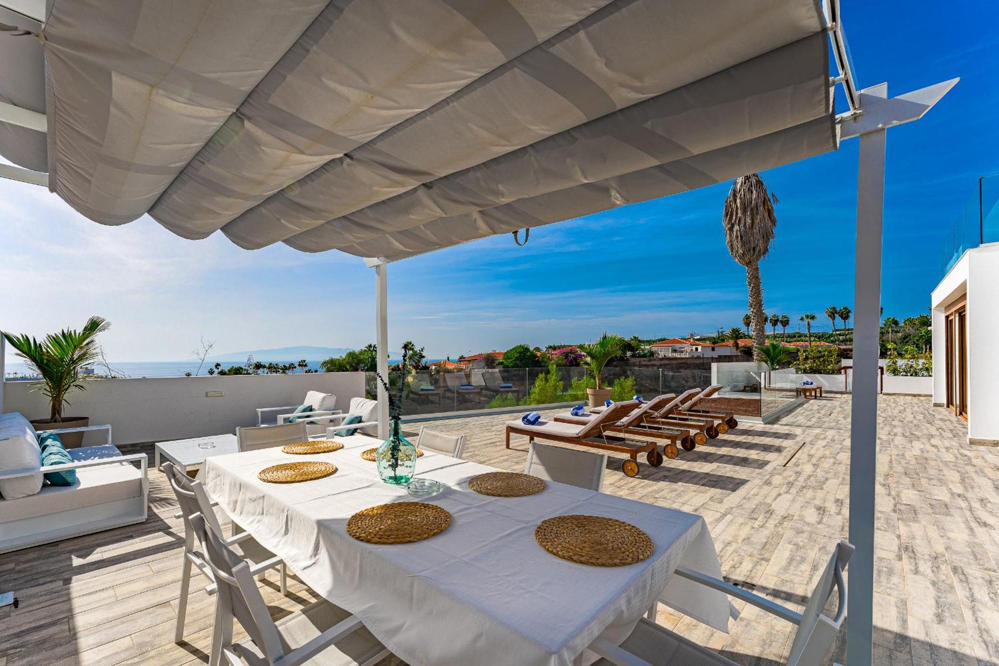 Fabulous Contemporary 5 Bedroom Villa With Private Heated Pool, Sleeps Max 13 Callao Salvaje Bagian luar foto