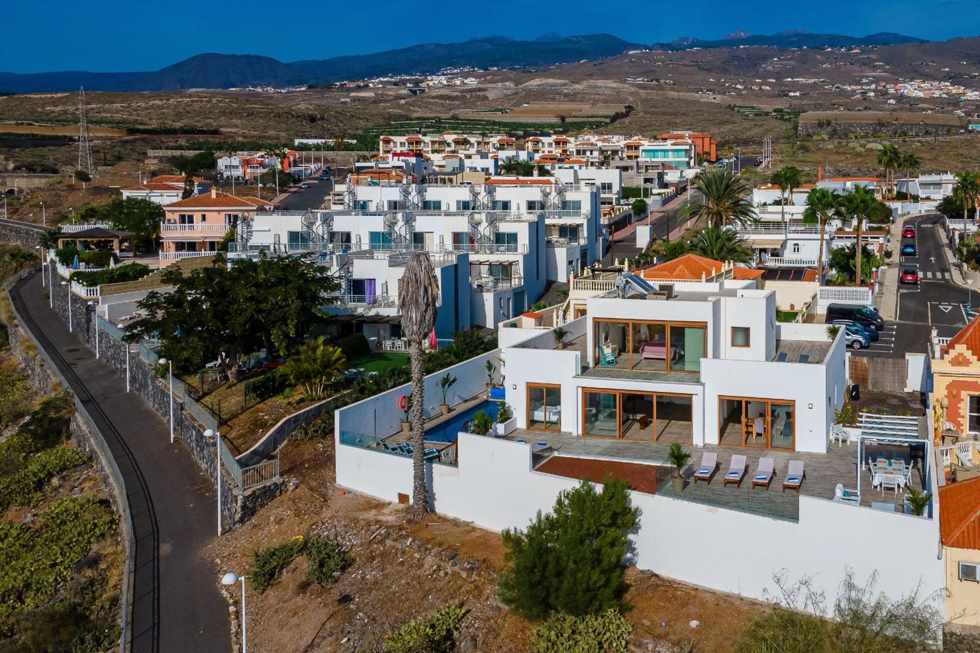 Fabulous Contemporary 5 Bedroom Villa With Private Heated Pool, Sleeps Max 13 Callao Salvaje Bagian luar foto